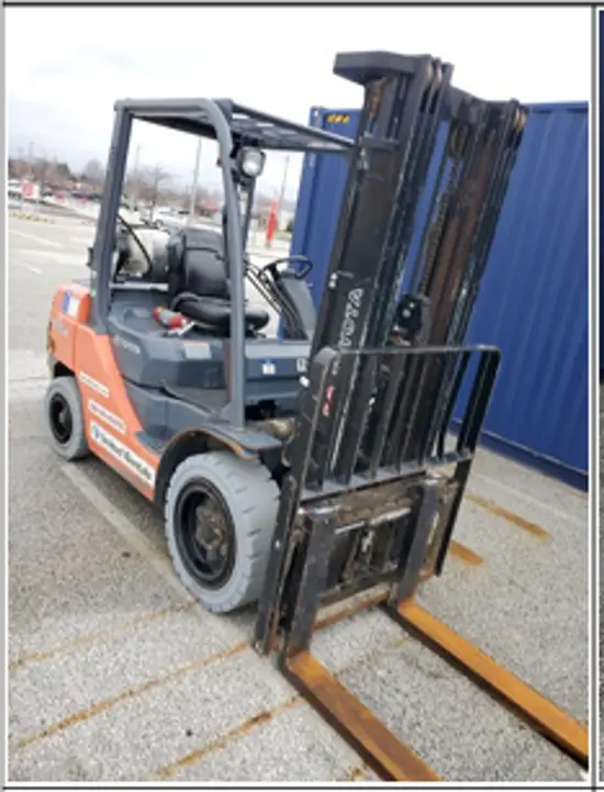 2018 Toyota 8FGU30 Warehouse Forklift