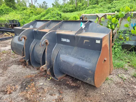 2018 Case 84496736 Bucket Attachment