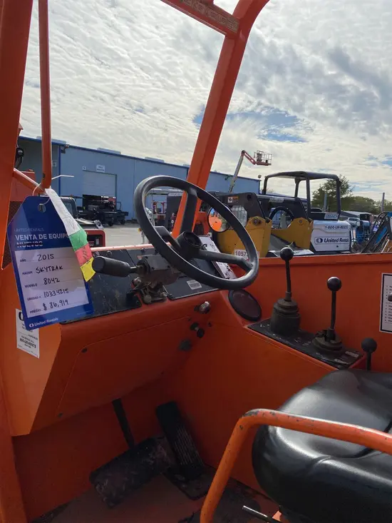 2015 SKYTRAK 8042 Forklift
