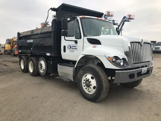 2018 International 7400SBA6X4 Dump Truck