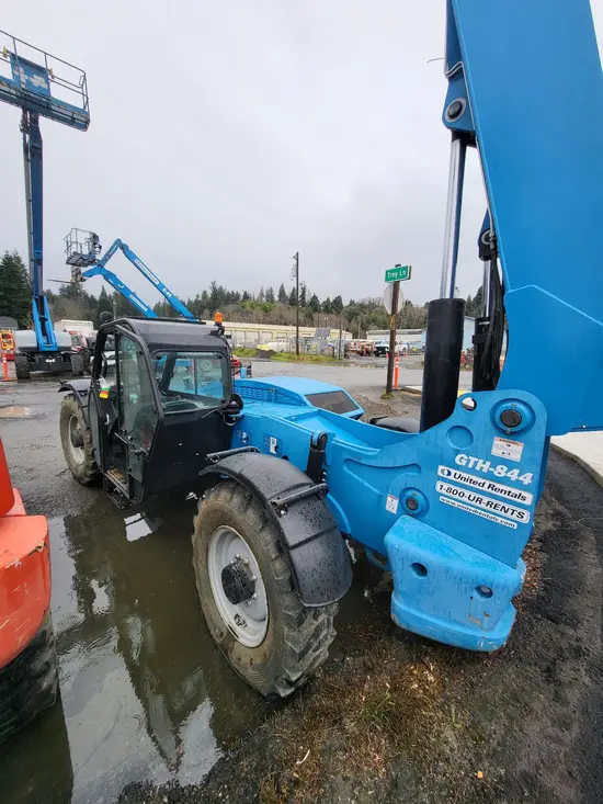2016 Genie GTH-844 Forklift