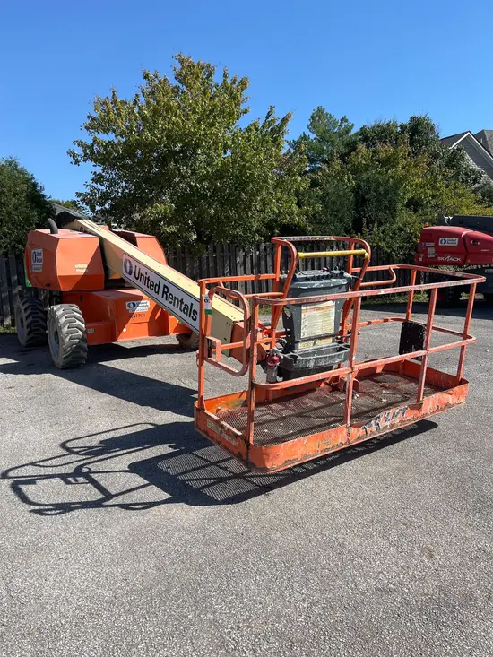 2017 JLG 600S Boom Lift