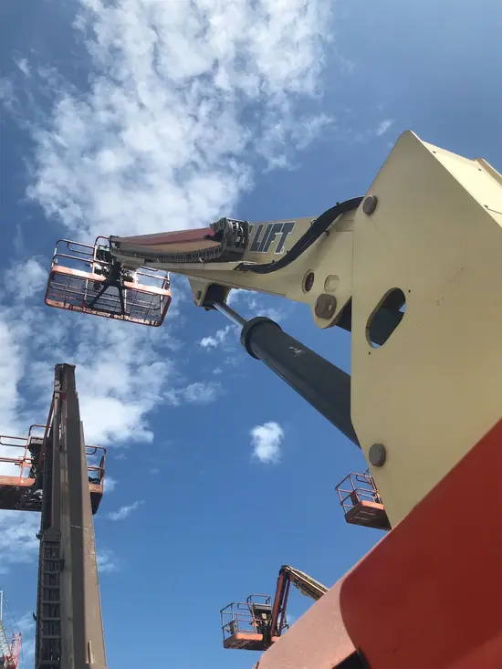 2017 JLG 800S Boom Lift