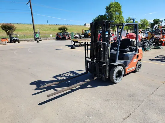 2019 Toyota 8FGU25 Warehouse Forklift