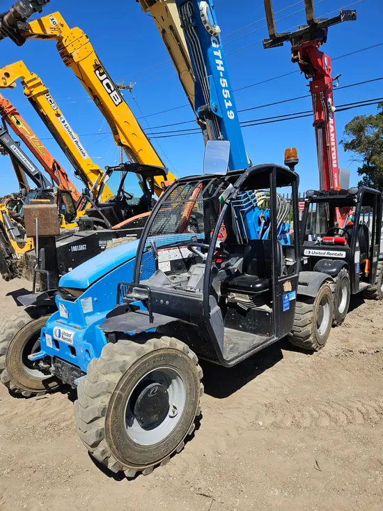 2017 Genie GTH-5519 Forklift