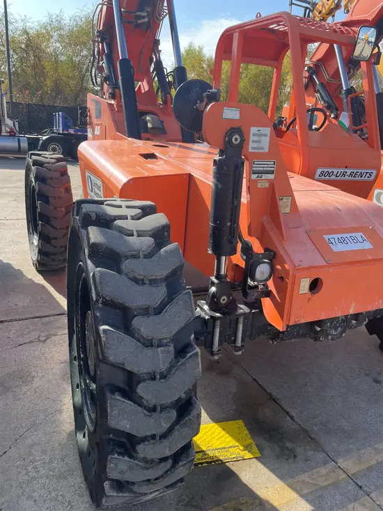 2017 SKYTRAK 6042 Forklift