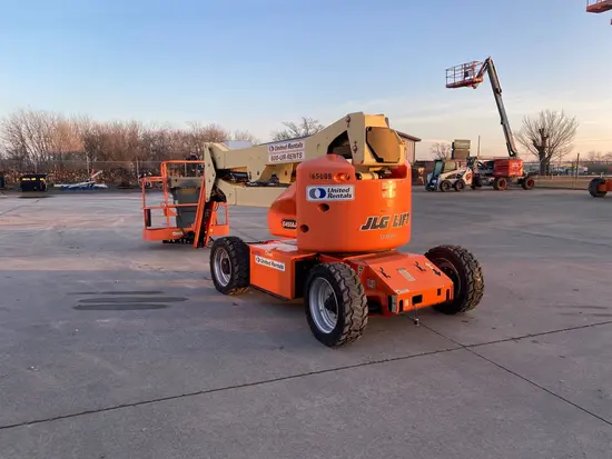 2016 JLG E450AJ Articulating Boom Lift