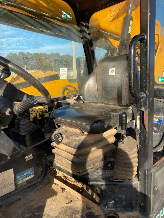 2015 JCB 507-42 Forklift