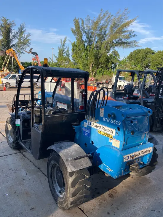 2017 Genie GTH-5519 Forklift