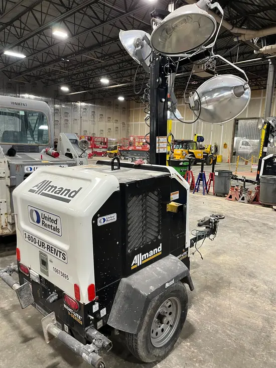 2017 Allmand NIGHT-LITE PRO Towable Light Tower