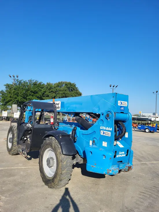 2014 Genie GTH-844D Forklift