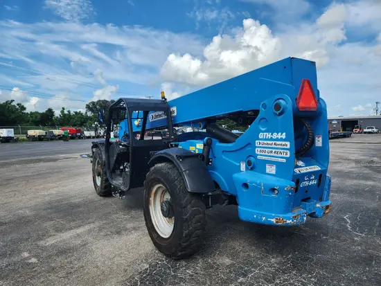 2016 Genie GTH-844 Forklift