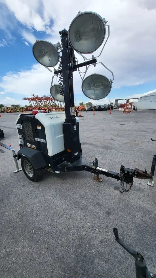 2019 Allmand NLV-ML3EC Portable Work Light