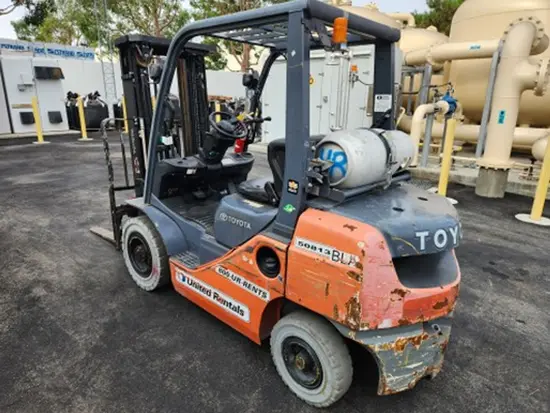 2017 Toyota 8FGU25 Warehouse Forklift