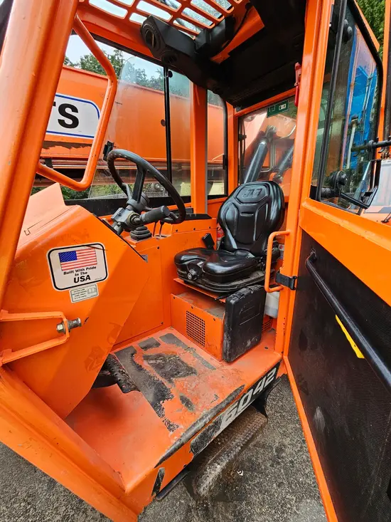 2016 SKYTRAK 6042 Forklift