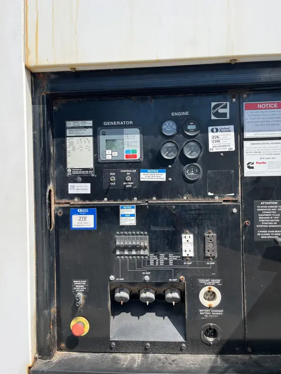 2015 Cummins C300D6R WOG Diesel Generator