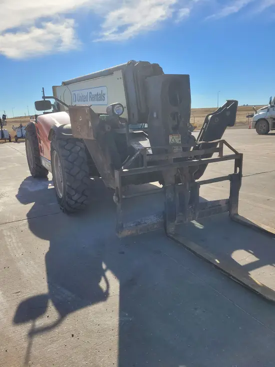 2018 JLG 1055 Forklift