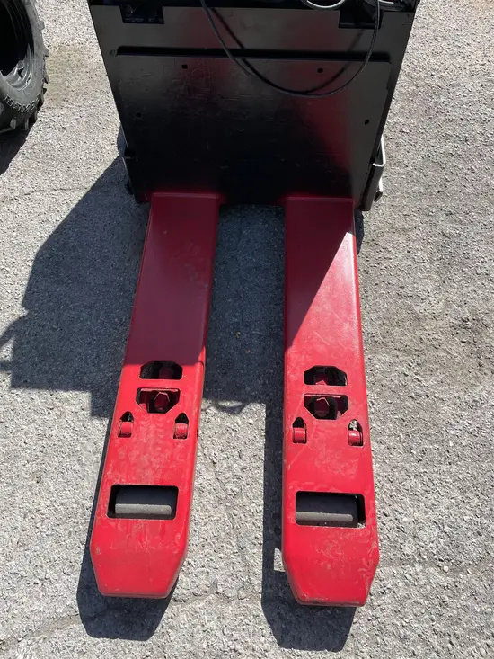 2018 YALE MPE060-VG Jack