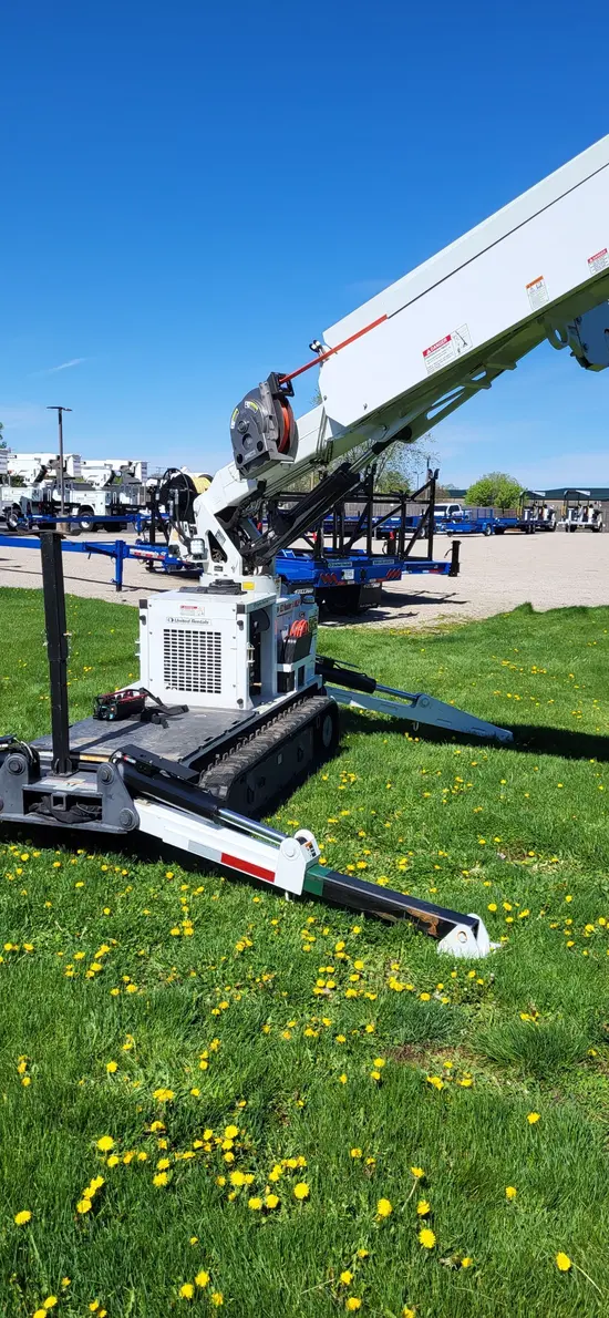 2022 S.D.P. Manufacturing EZ55MLP Digger Derrick