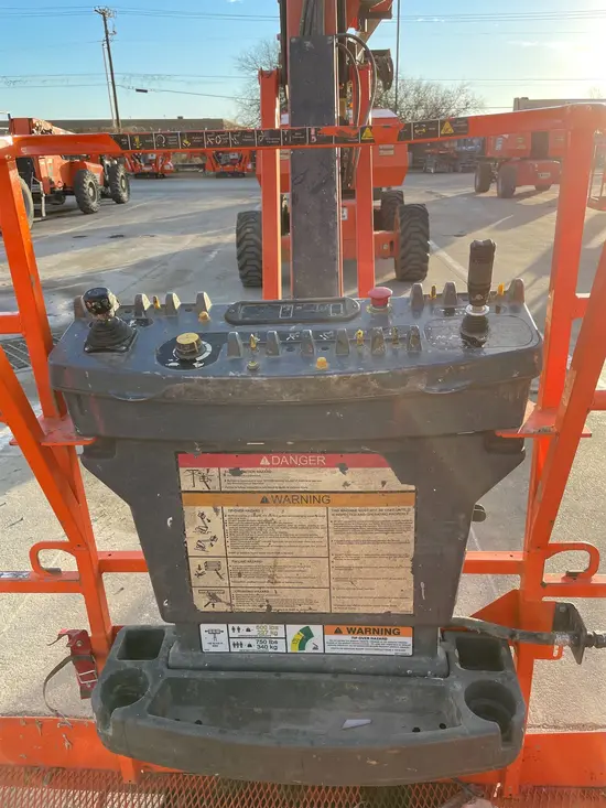 2016 JLG 860SJ Boom Lift