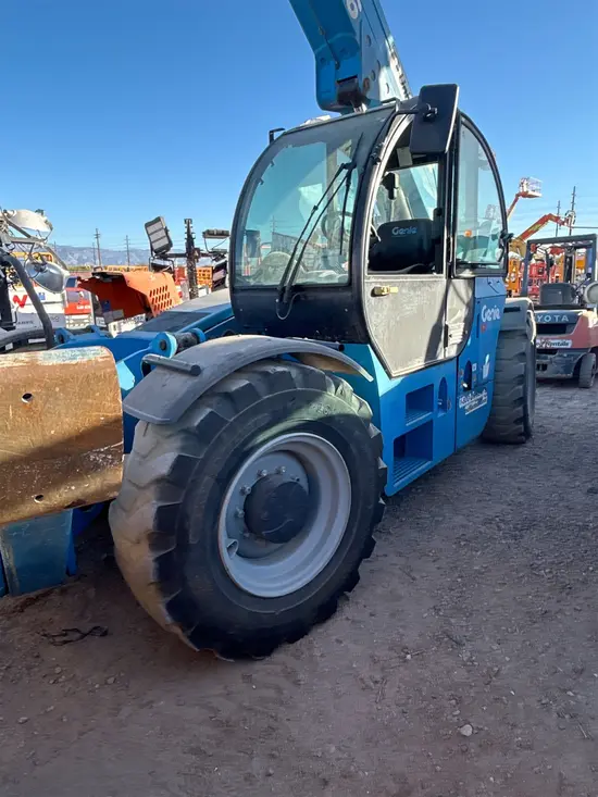 2018 Genie GTH-1256 Forklift