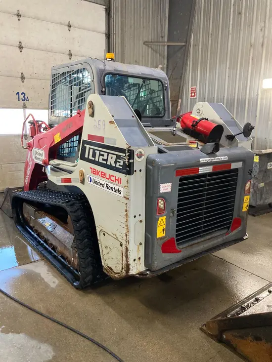 2017 Takeuchi TL12R2-CR Track Loader