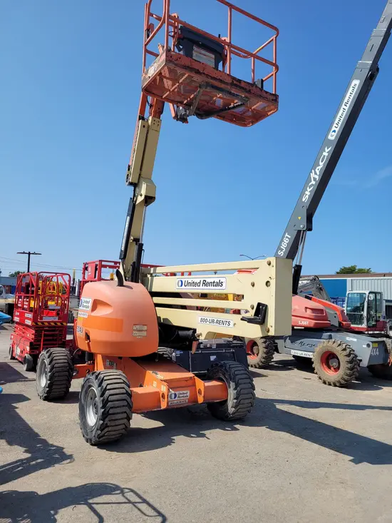 2014 JLG 450AJ Articulating Boom Lift