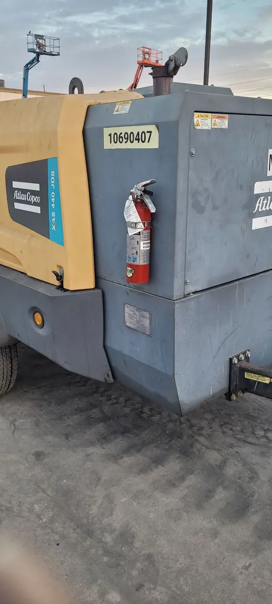 2017 Atlas Copco XAS440JD T4F Air Compressor