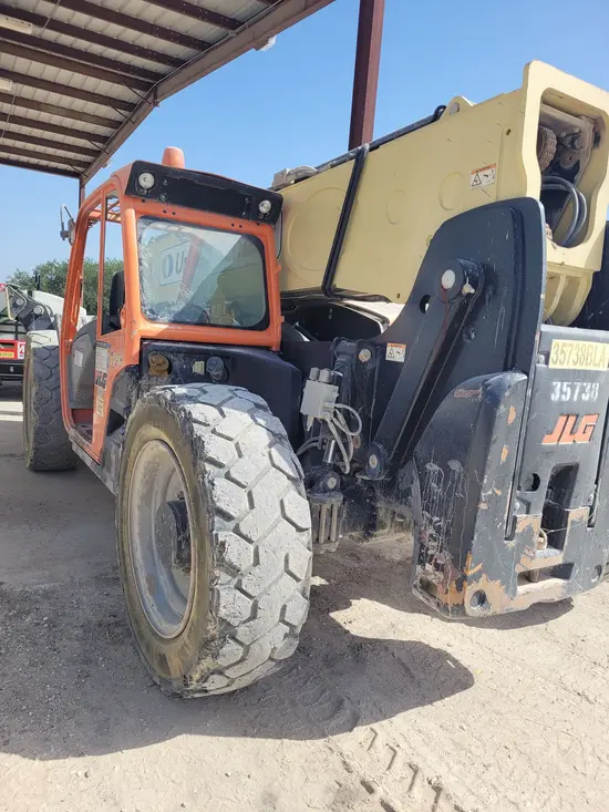 2016 JLG 1055 Forklift