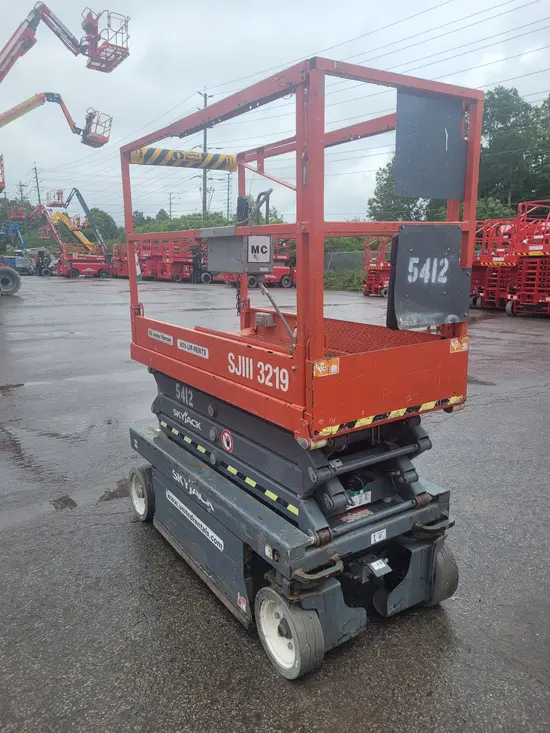2017 Skyjack SJIII3219 Scissor Lift