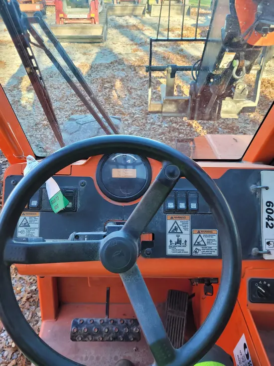 2016 SKYTRAK 6042 Forklift