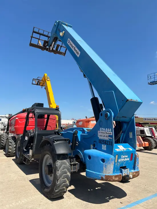 2014 Genie GTH-844 Forklift