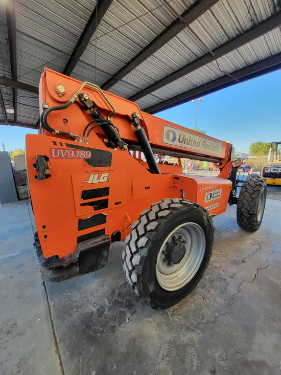 2016 SKYTRAK 6042 Forklift