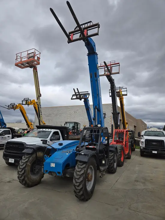 2015 Genie GTH-844 Forklift