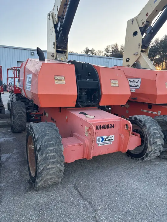 2013 JLG 800S Boom Lift