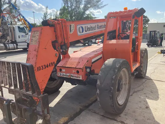 2015 SKYTRAK 6042 Forklift