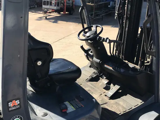 2019 Toyota 8FD35U Warehouse Forklift