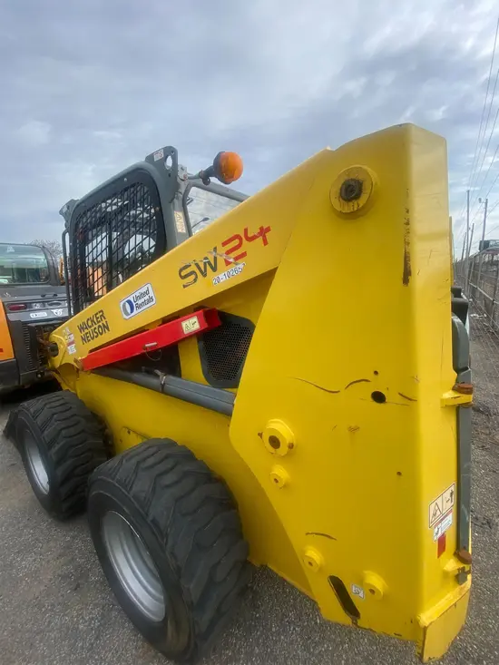 2017 Wacker Neuson SW24 Track Loader
