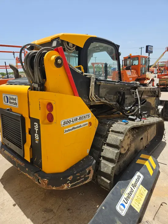 2020 JCB 3TS-8T Track Loader