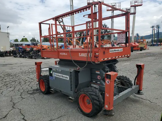2017 Skyjack SJ6832RT Rough Terrain Scissor Lift
