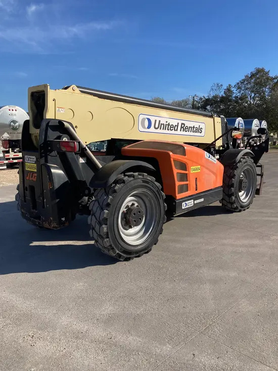2016 JLG 1055 Forklift