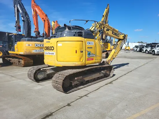 2017 Kobelco SK140SR-5 Excavator