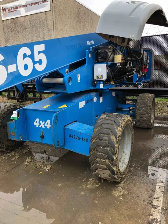 2012 Genie S-65 Boom Lift