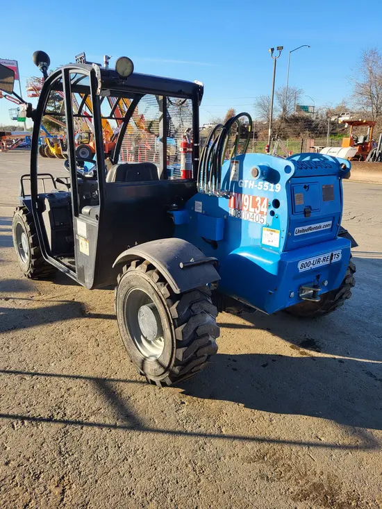 2018 Genie GTH-5519 Forklift