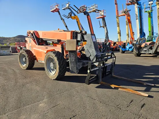 2017 SKYTRAK 10054 Forklift
