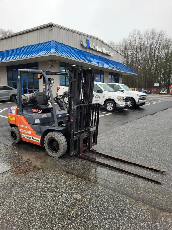 2018 Toyota 8FGU25 Warehouse Forklift