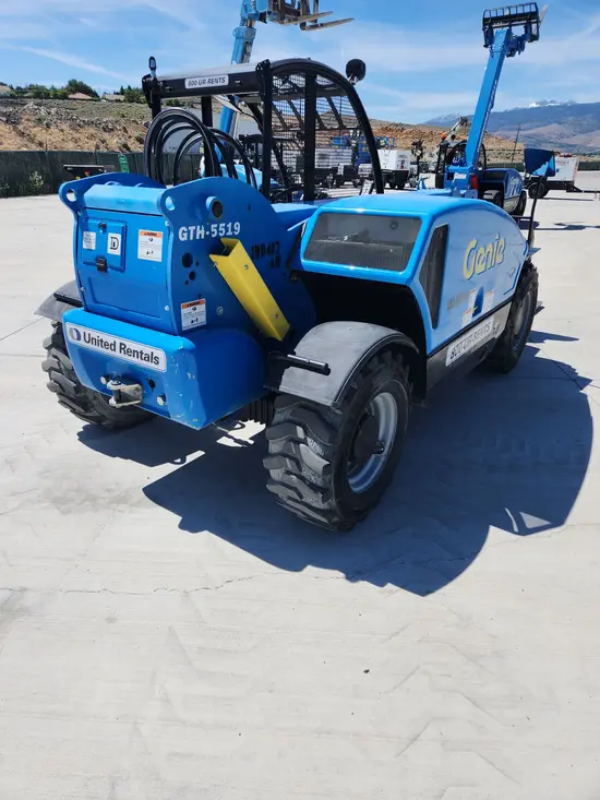 2017 Genie GTH-5519 Forklift