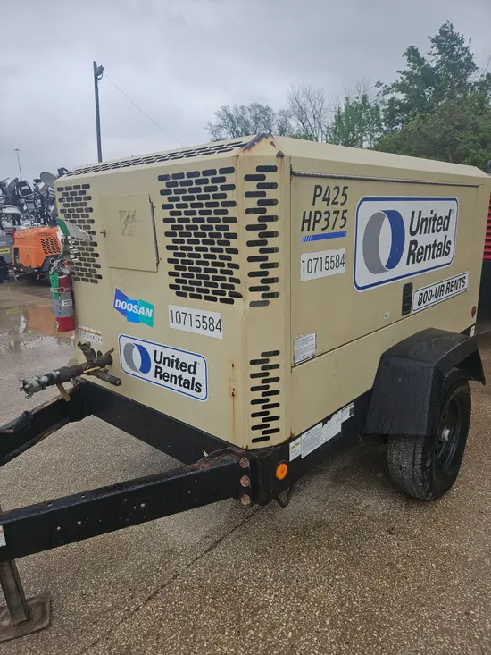 2018 Doosan P425/HP375WCUT4 Air Compressor