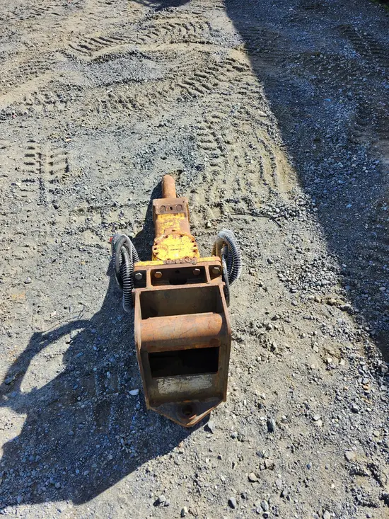 2017 Atlas Copco SB 452 Attachment