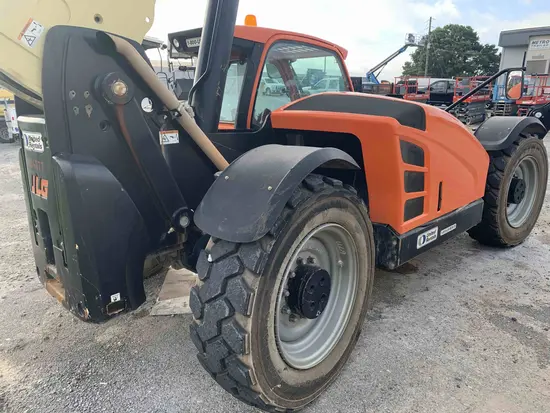 2016 JLG 1055 Forklift